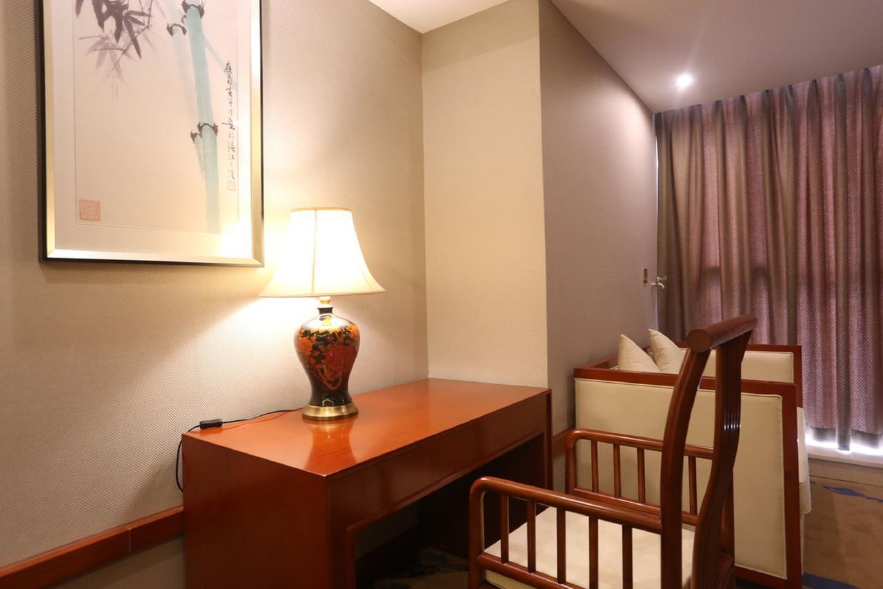 Mingshan Hotel Chengdu Extérieur photo